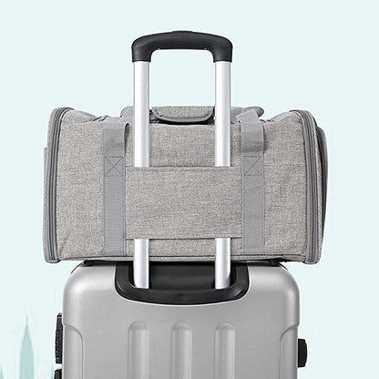 Portable and breathable pet cat and dog carrier