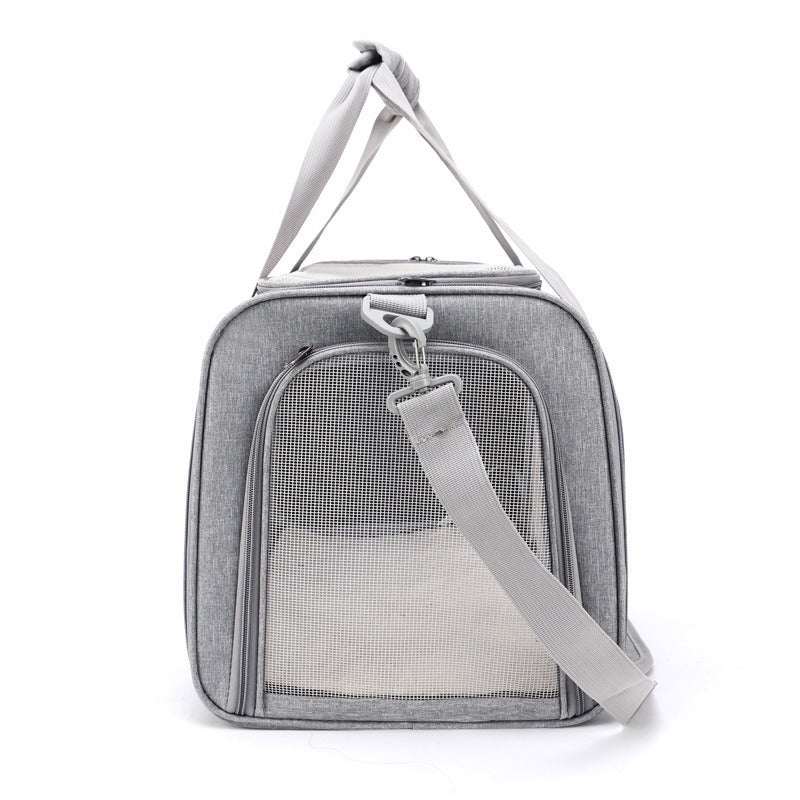 Portable and breathable pet cat and dog carrier